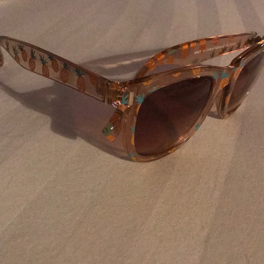 pineapple sunglasses